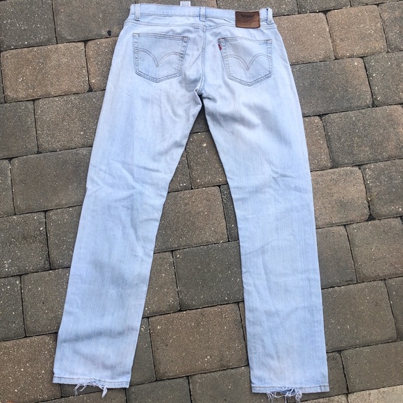 Vtg Levi’s Premium White Wash Mid Rise  Jeans - Picture 2 of 4